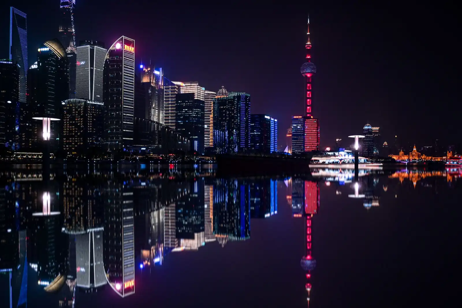 智能硬件与电脑配件选型指南:成都推创科技产品中心解析