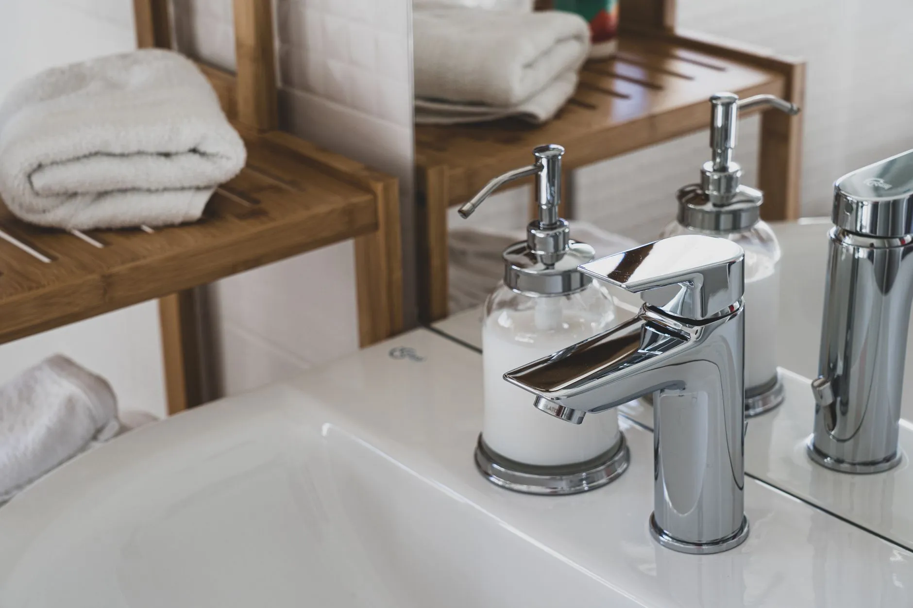 2025年西南地区智能硬件采购趋势与选型要点分析