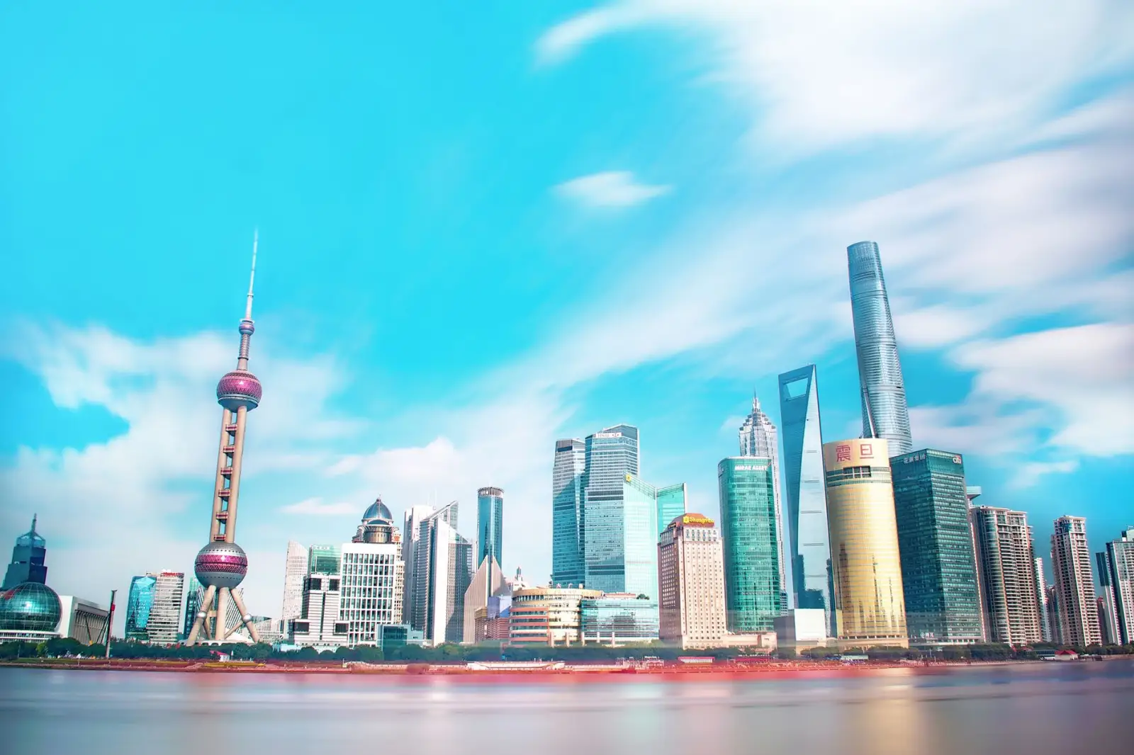 2025年通讯设备技术趋势与成都企业数字化转型路径分析