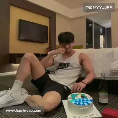 丁震